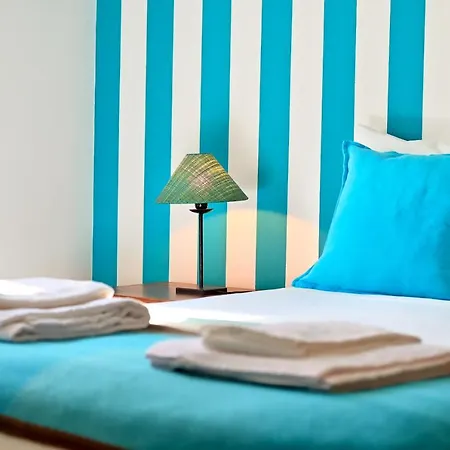 Village Center - Ocean View Apartment
