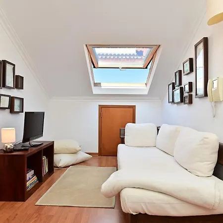 Village Center - Ocean View Apartment *
