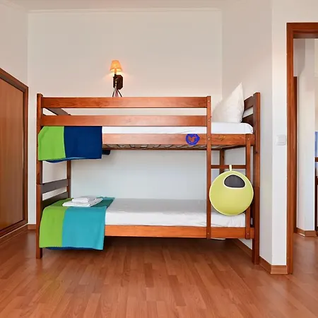 Village Center - Ocean View Apartment Ericeira